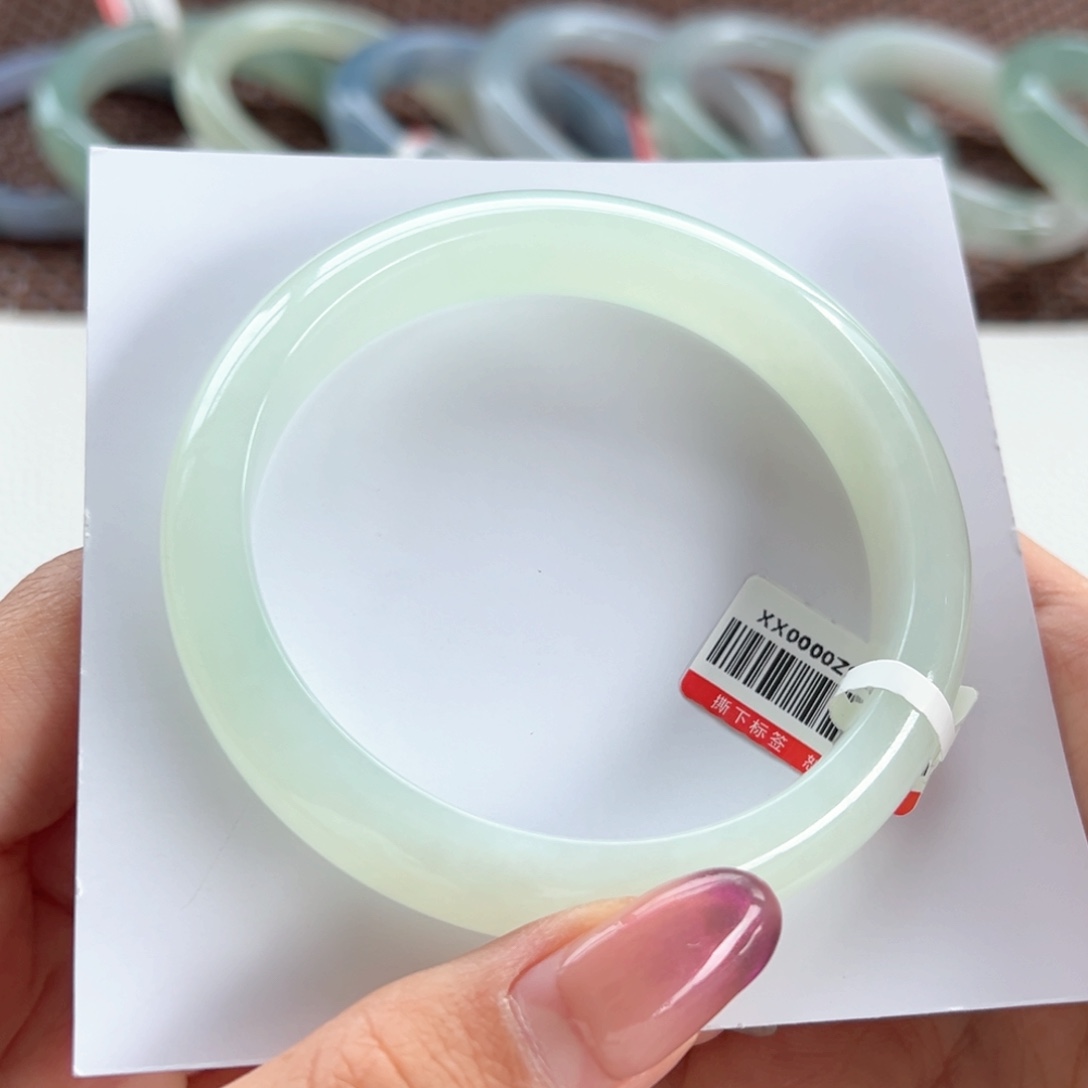 翡翠手镯未镶嵌27号 58.8