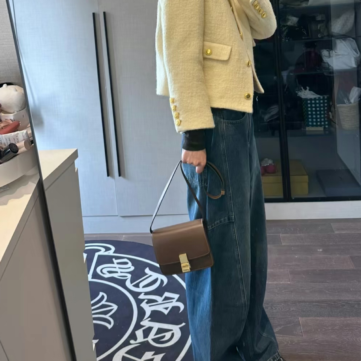 99新 Celine/思琳 新款mini box焦糖色豆腐包20年74240100