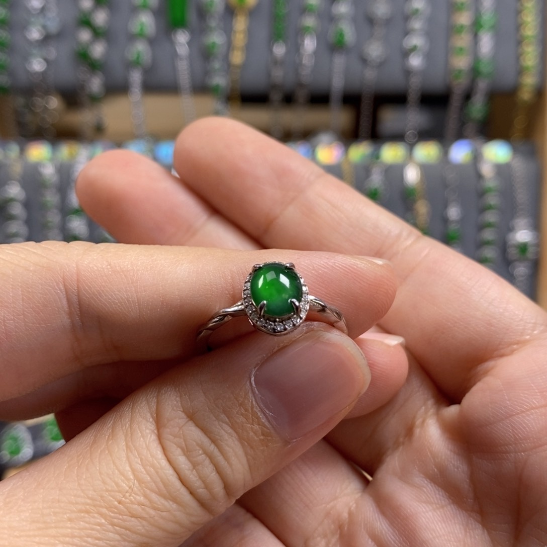 颈饰银S925镶嵌翡翠婷*