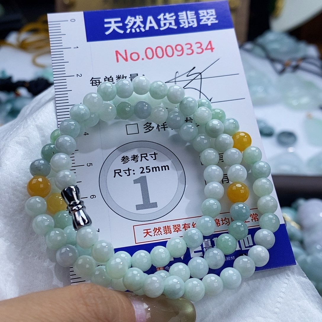 翡翠未镶嵌颈饰9334