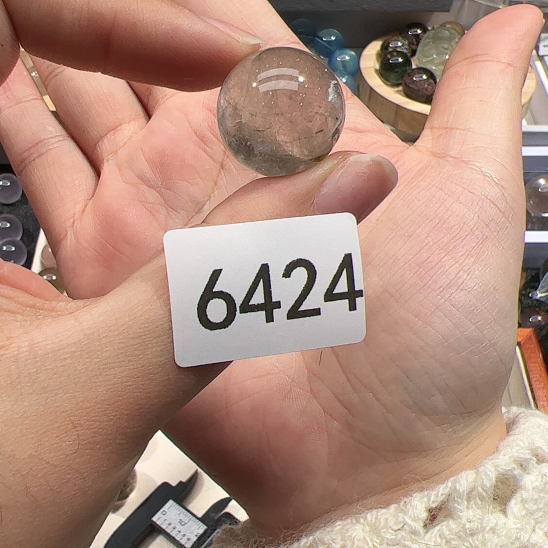 未镶嵌水晶大型摆件（非配饰）