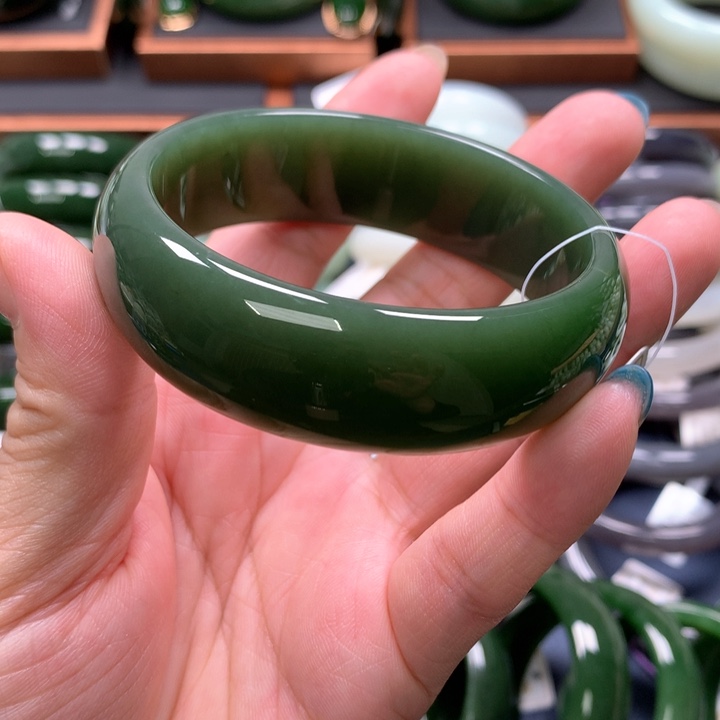 【闪购商品】未镶嵌手镯和田玉（碧玉）12