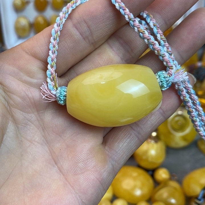 蜜蜡颈饰未镶嵌蜜蜡吊坠