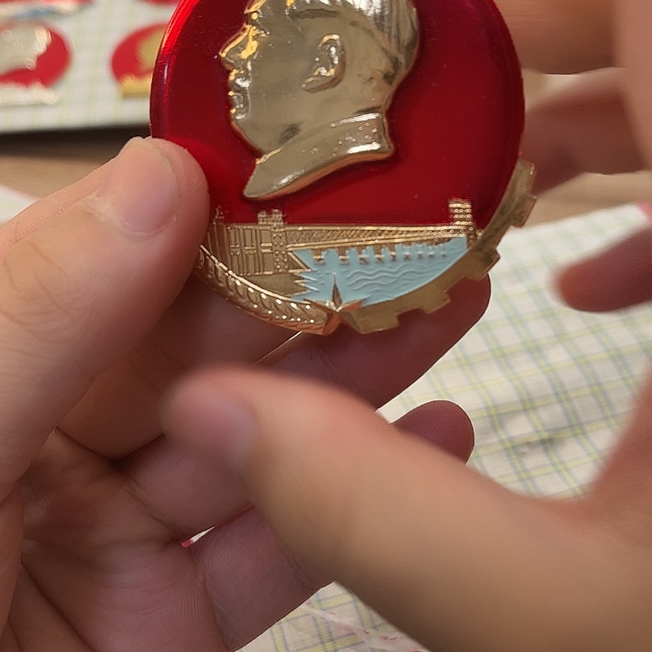 涛***哥一一一一一一一高贵轻透