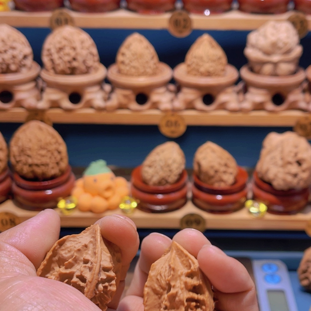 聆***～吊坠文玩核桃断齿龙骨