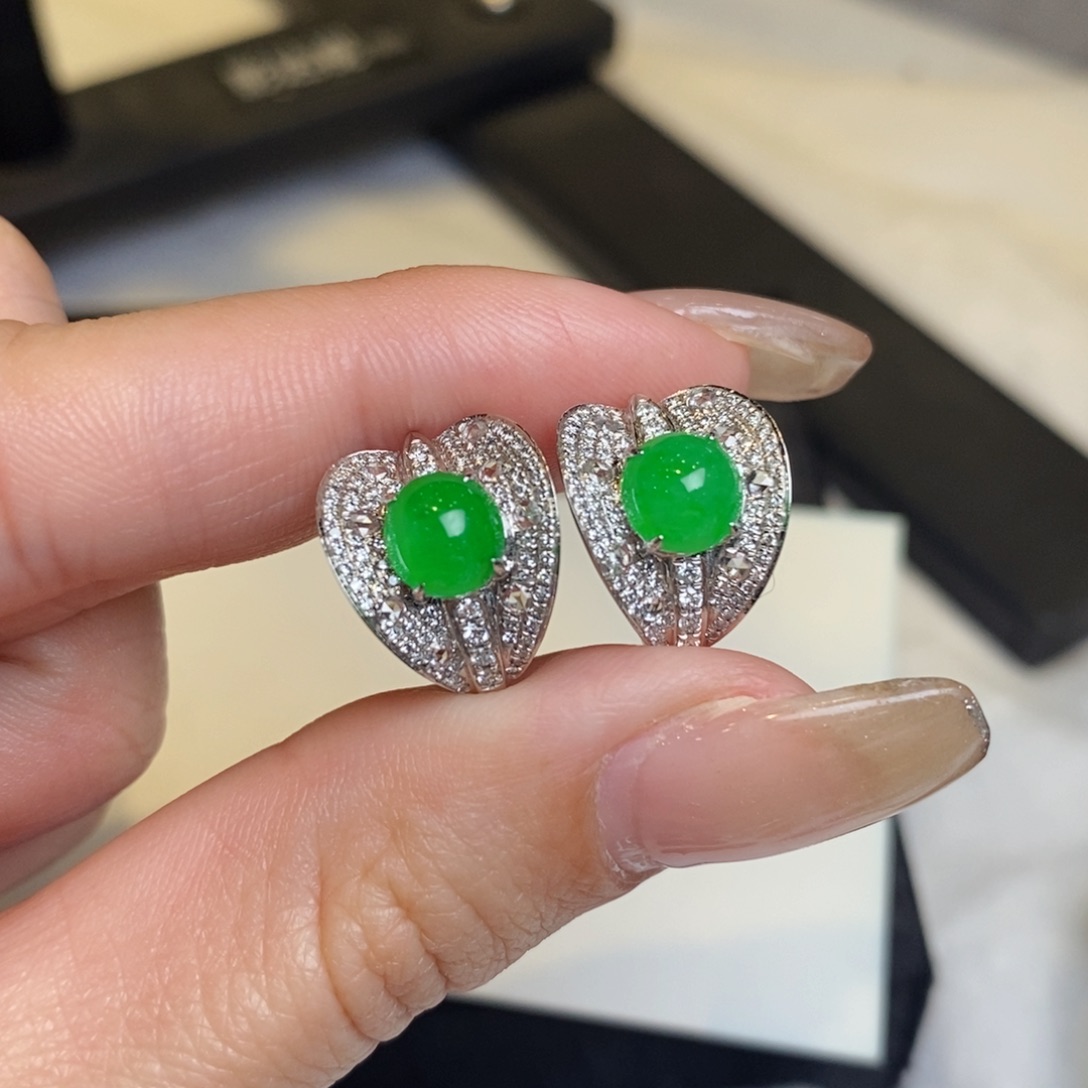 翡翠耳饰18K金镶嵌蛋面