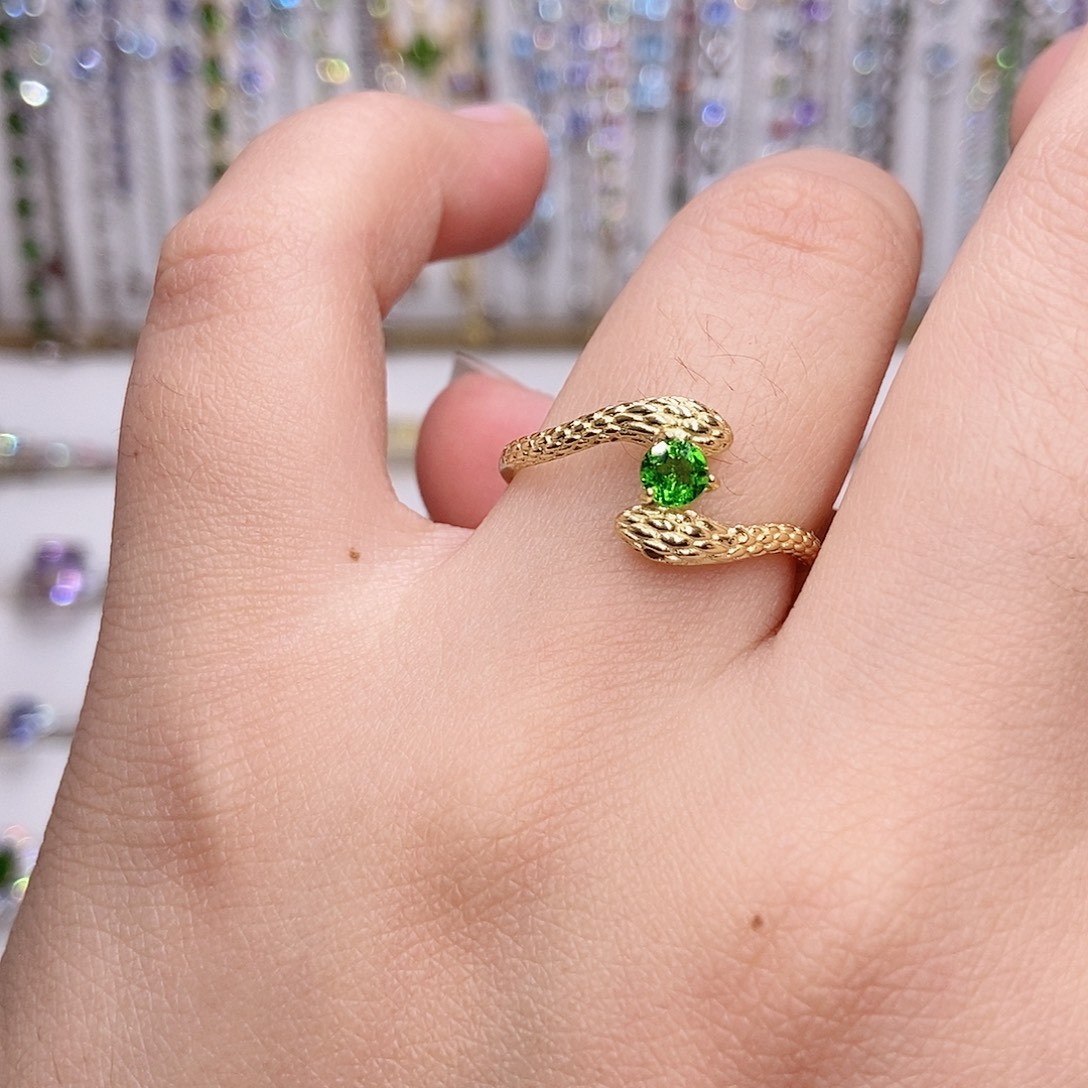 银S925镶嵌透辉石开口戒指