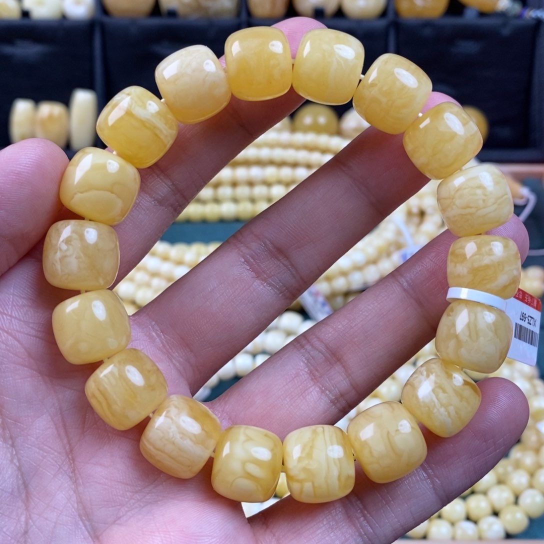 琥珀珠宝奇石未镶嵌13.8m