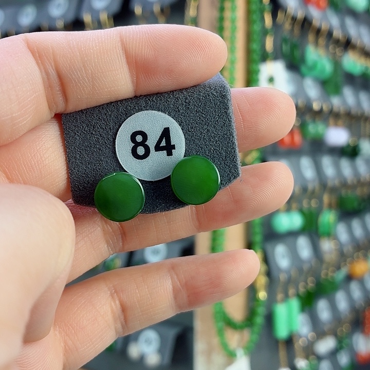 和田玉18K金镶嵌耳饰