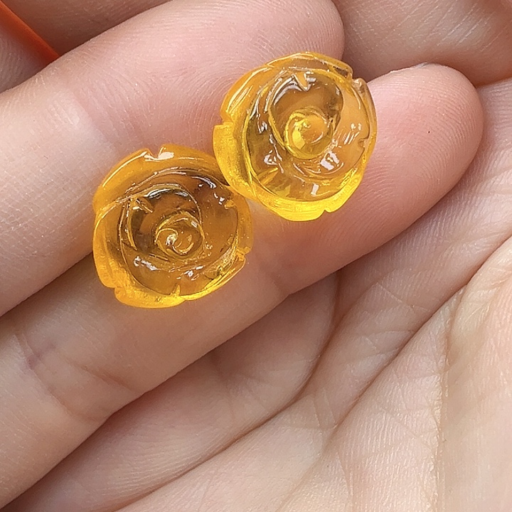 琥珀未镶嵌珠宝奇石