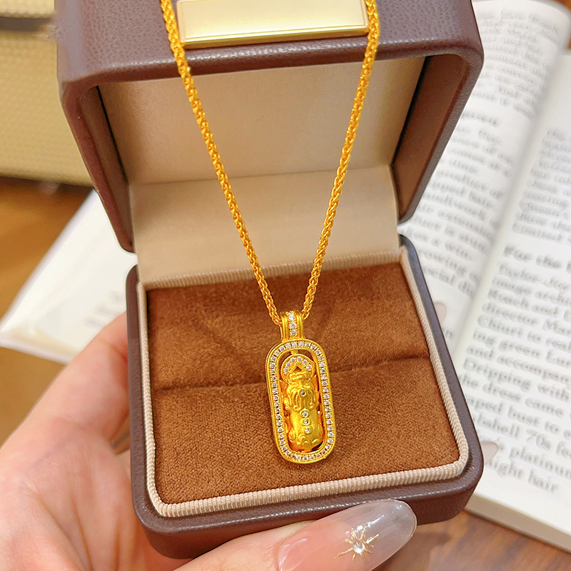 貔貅吊坠项链锁骨链黄金色高级轻奢叠戴七夕节日礼物发饰