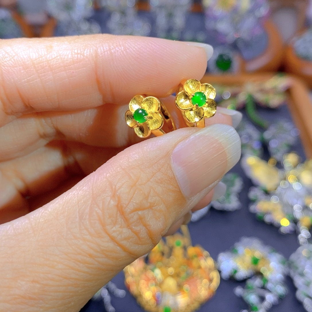 翡翠颈饰银S925镶嵌?****逸天然翡翠