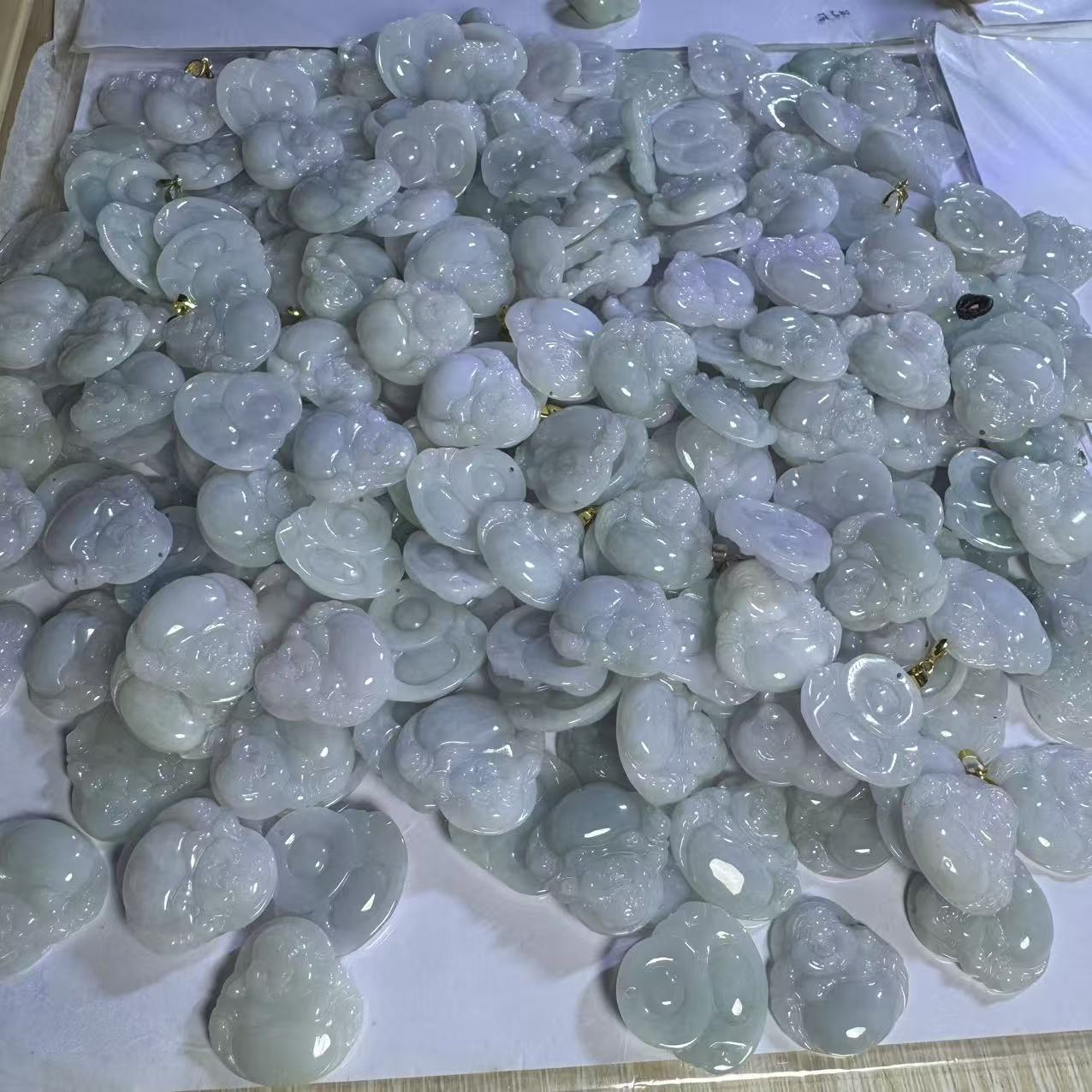 天然A货翡翠佛公吊坠--多样性发一