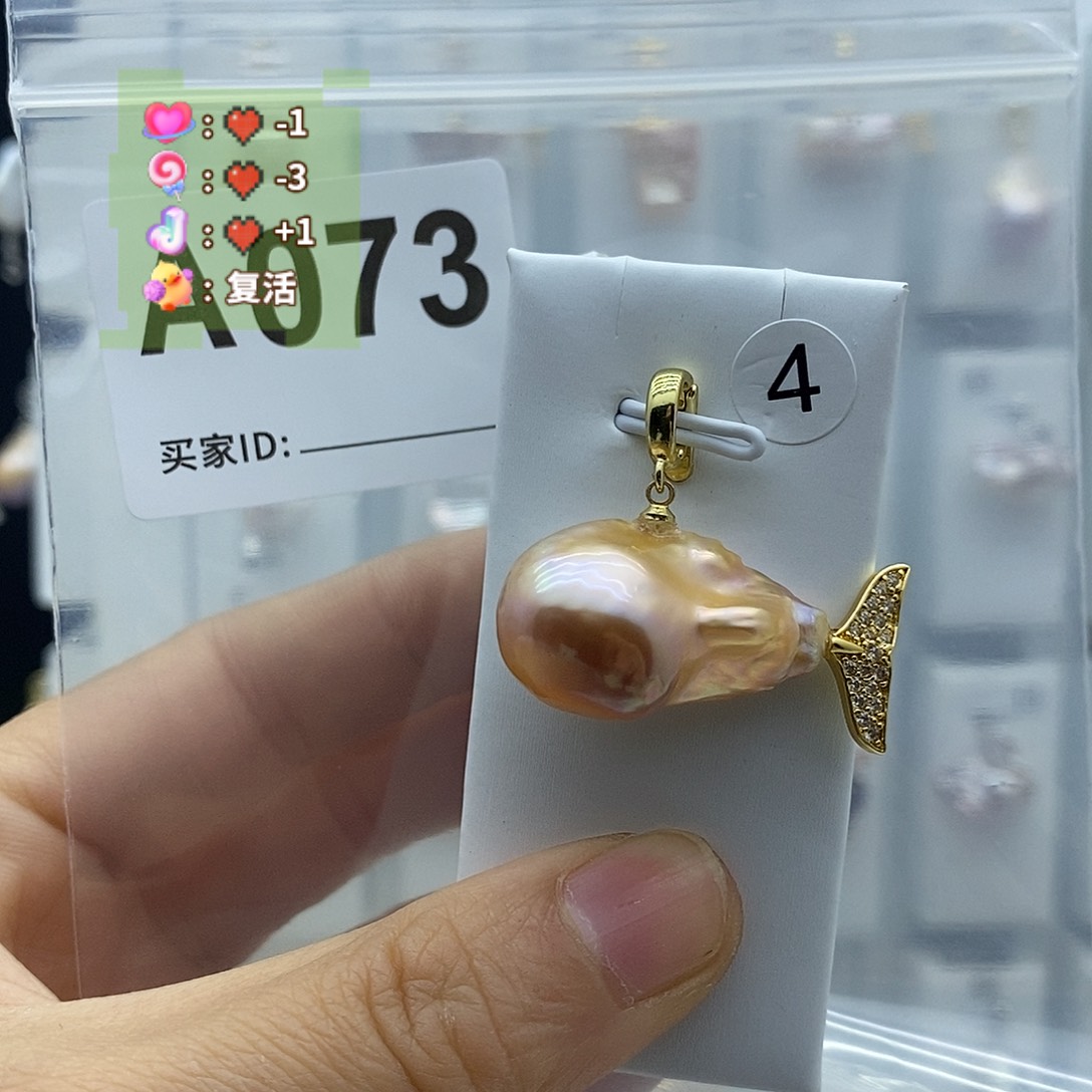 淡水珍珠钛钢颈饰