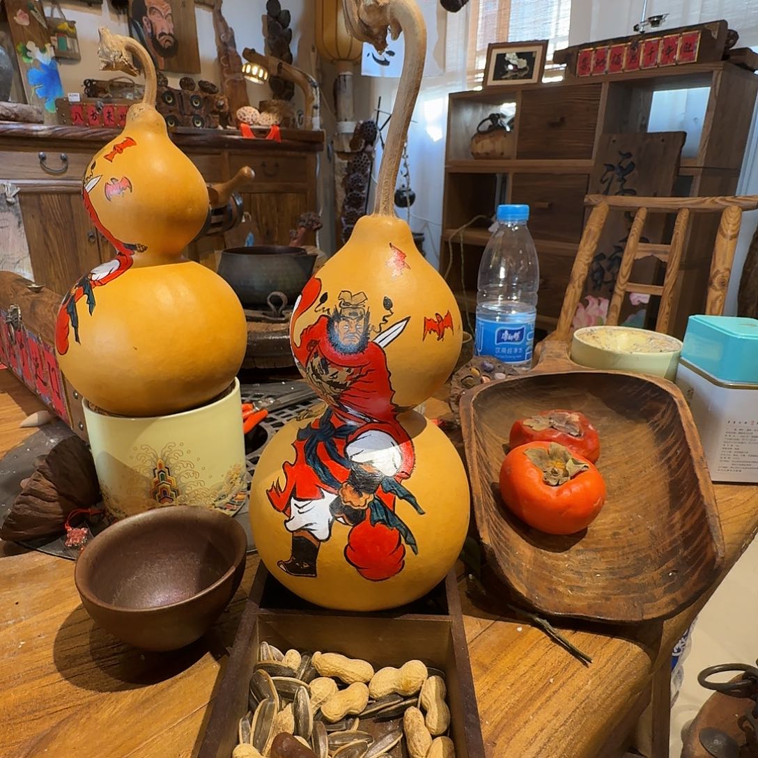 小***n老了就不想了吗我的天