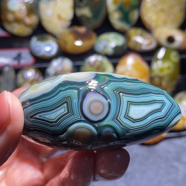 未镶嵌玛瑙/玉髓珠宝奇石