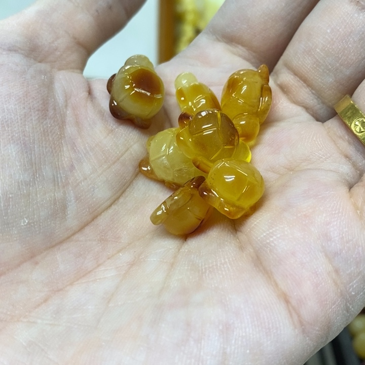 裸石蜜蜡未镶嵌多样性发货其一