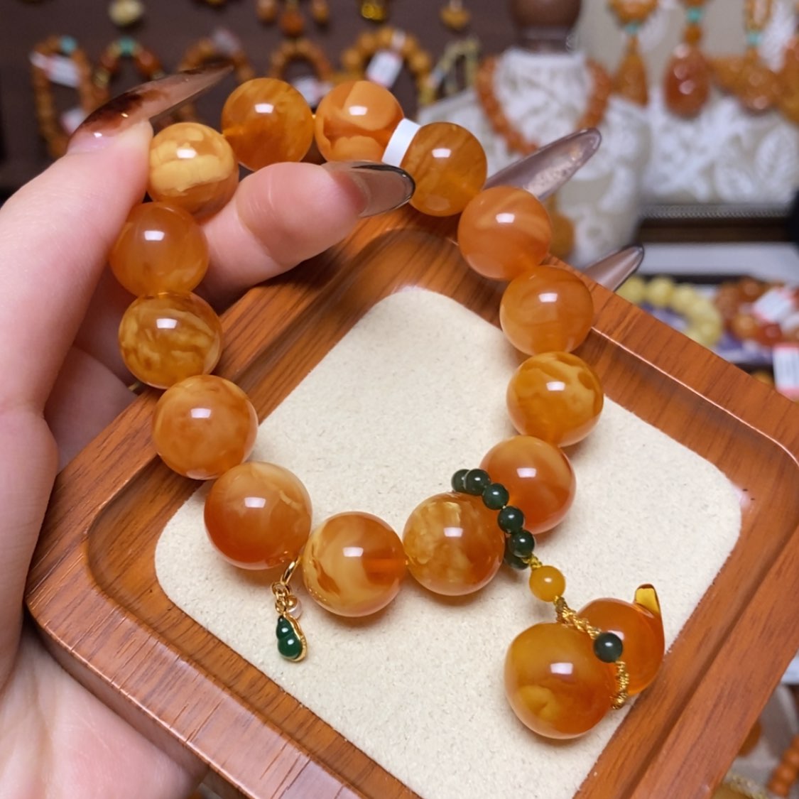 【闪购商品】蜜蜡颈饰未镶嵌手串