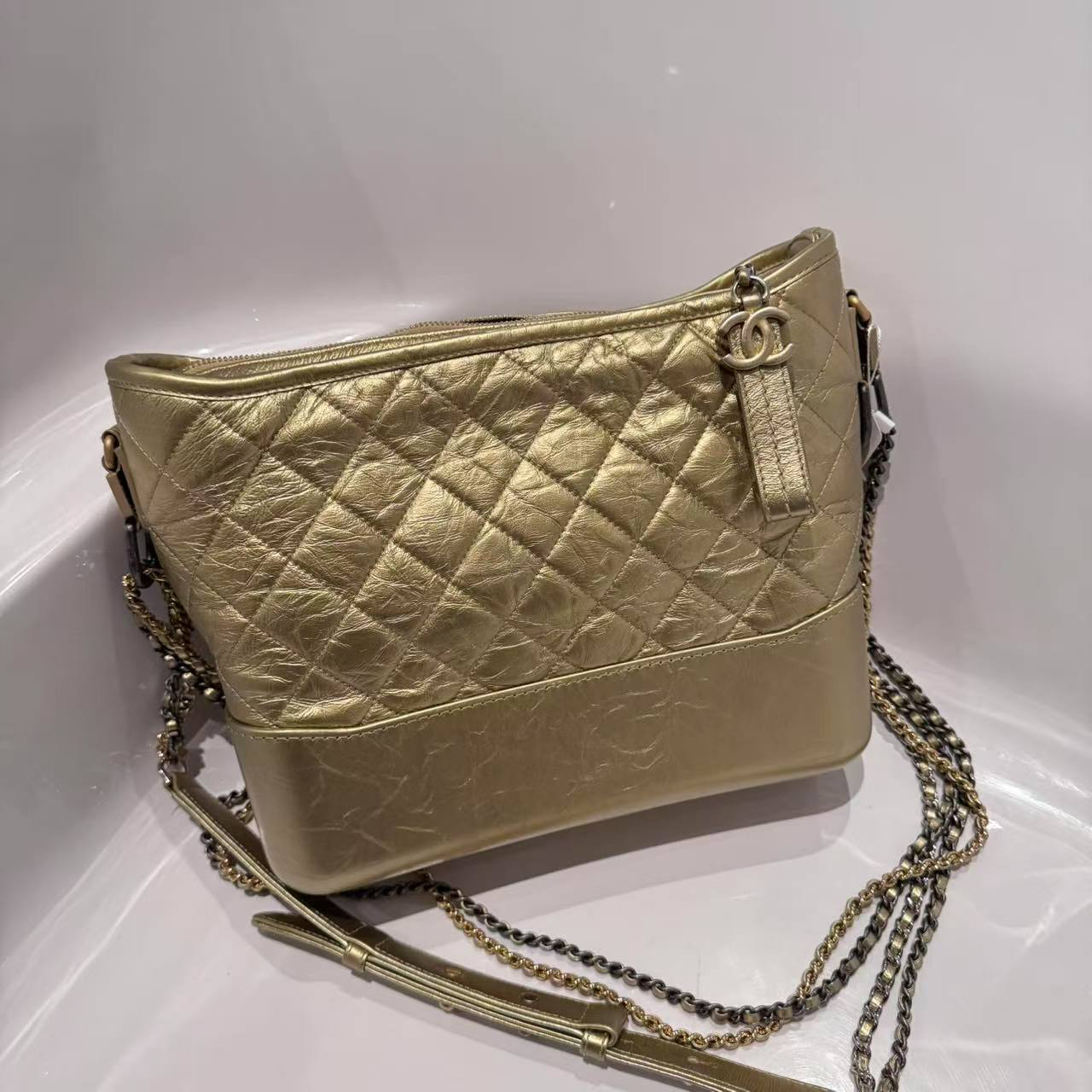 95新 Chanel/香奈儿 多多奢品/香奈儿金色大号流浪包/98新包展