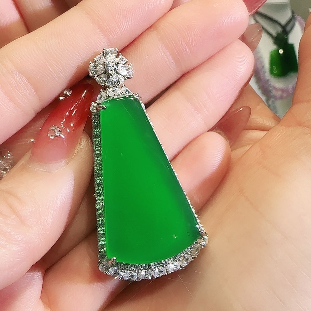 玛瑙/玉髓吊坠未镶嵌