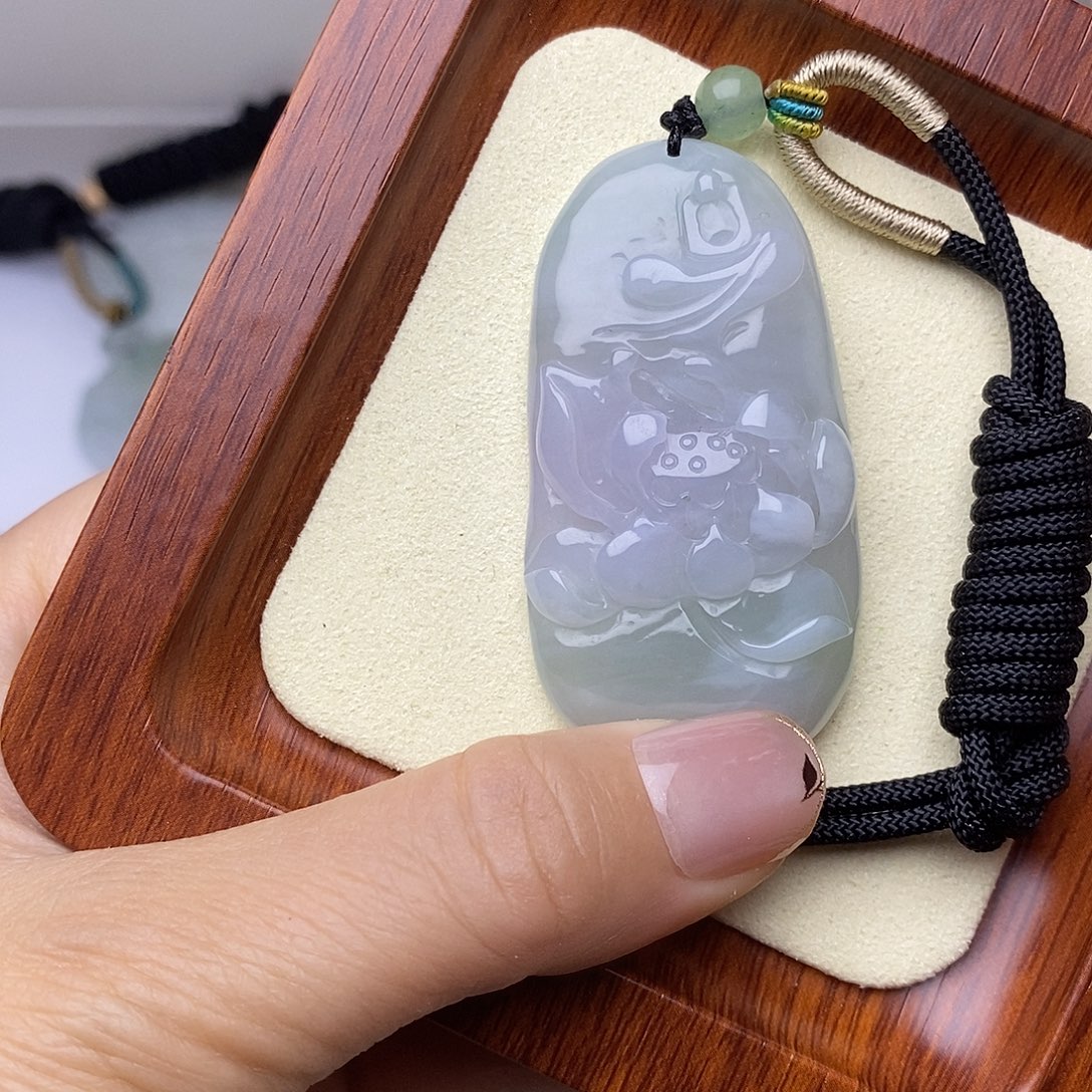 颈饰未镶嵌翡翠悟道