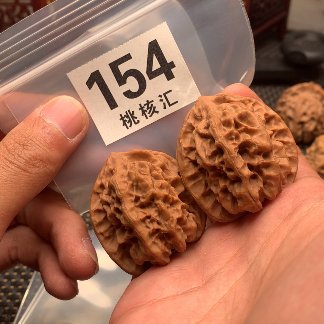 文玩核桃把件磐石40