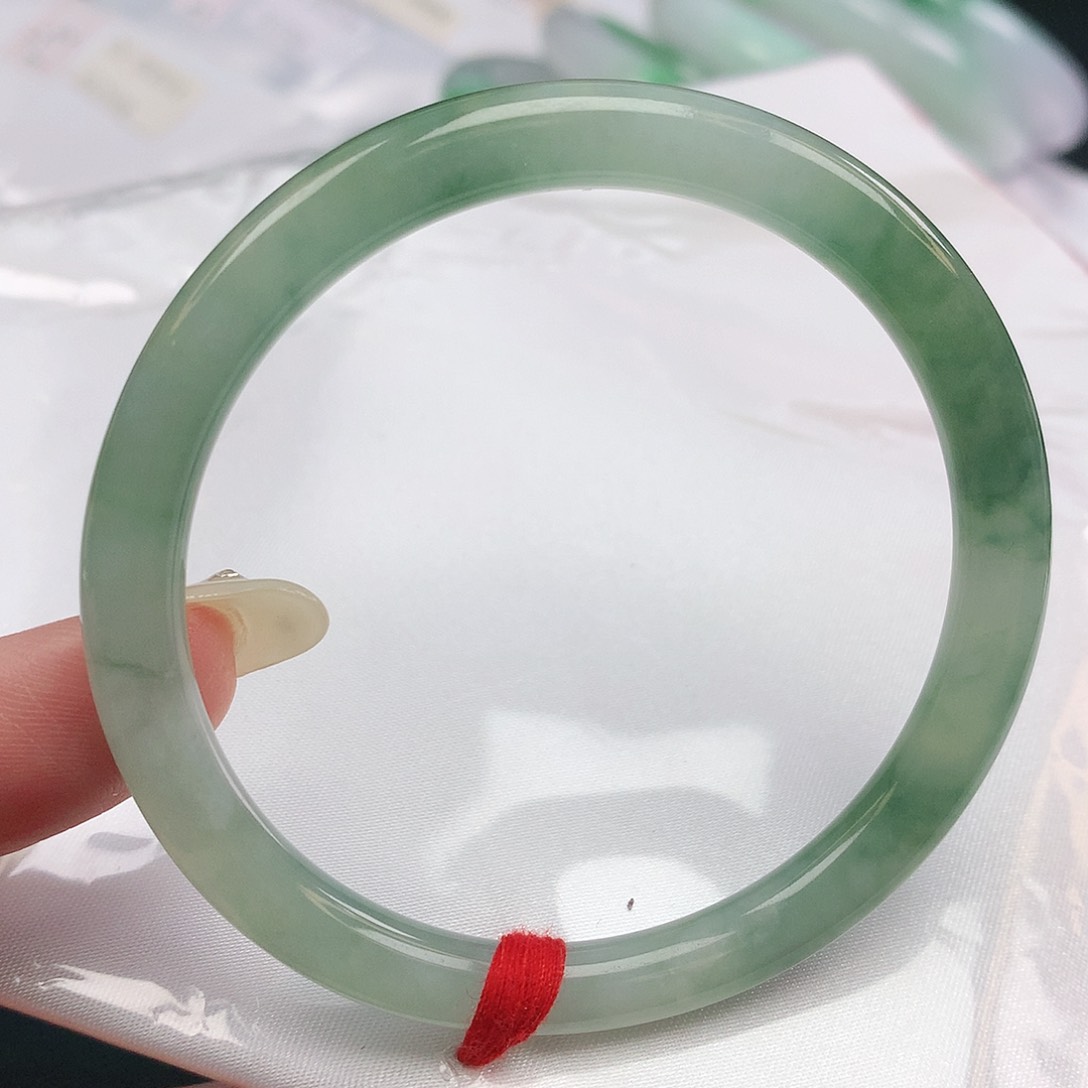 翡翠手镯未镶嵌55圆条882057