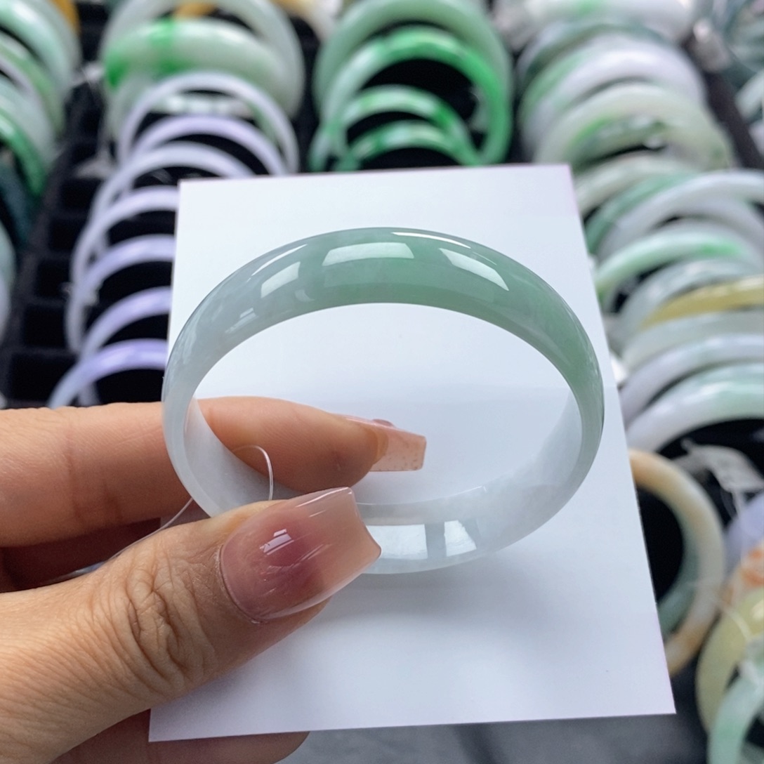 翡翠手镯未镶嵌公主49