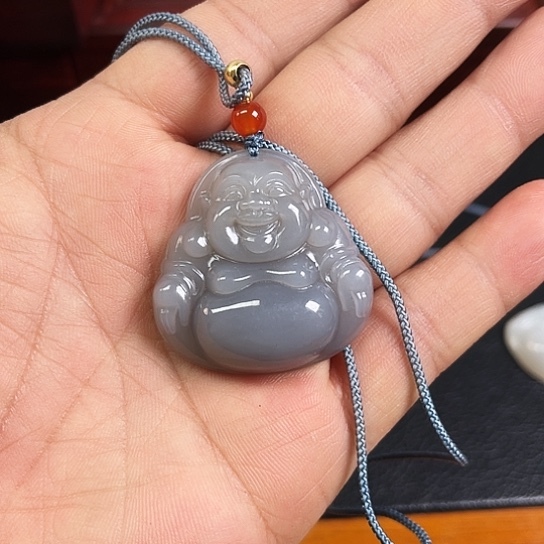 和田玉吊坠未镶嵌