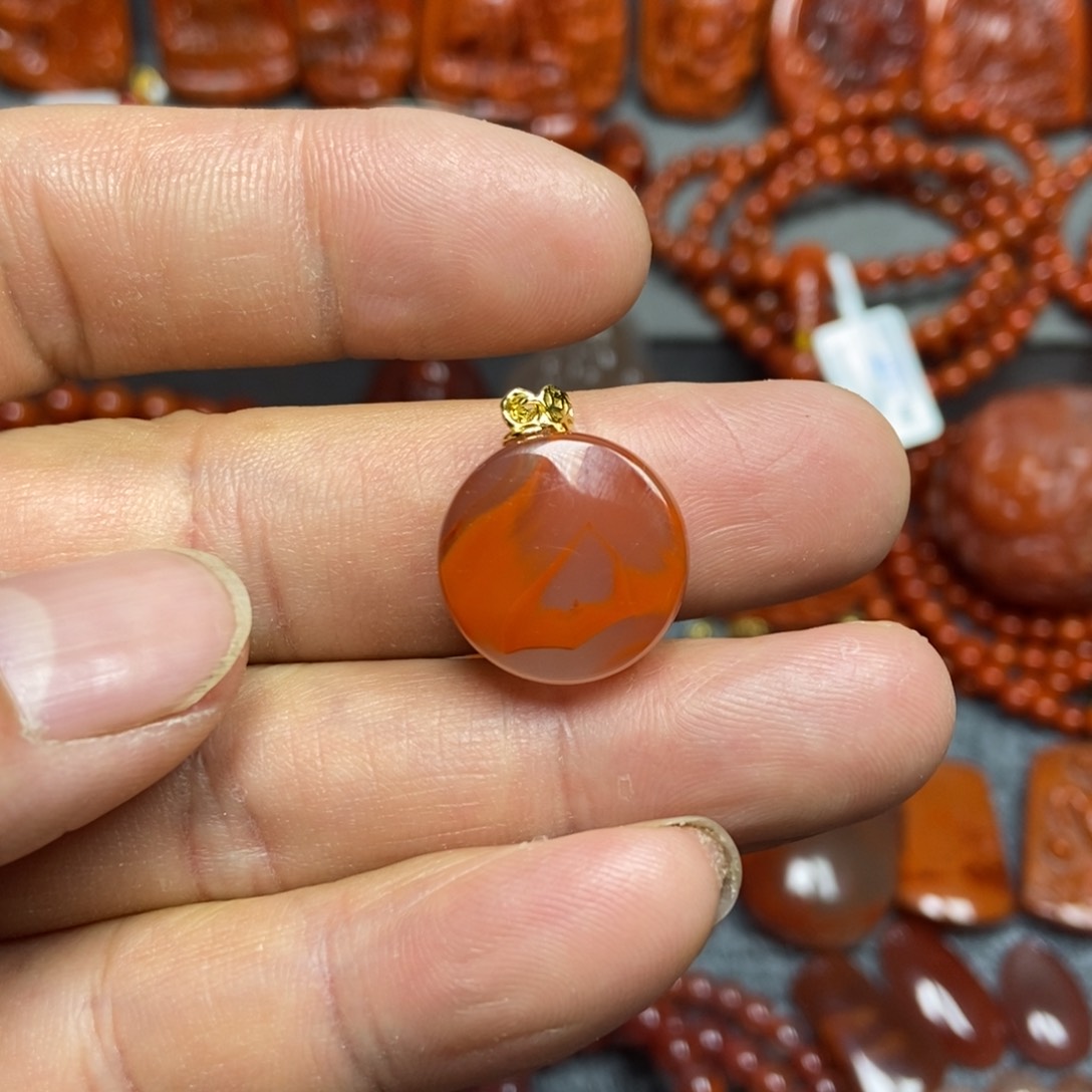 南红玛瑙吊坠(不含链)未镶嵌