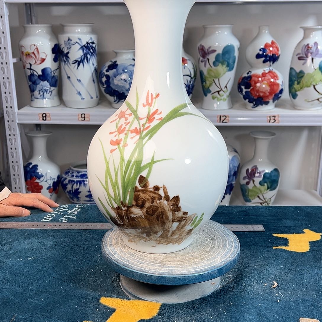 摆件景德镇陶瓷赏玉