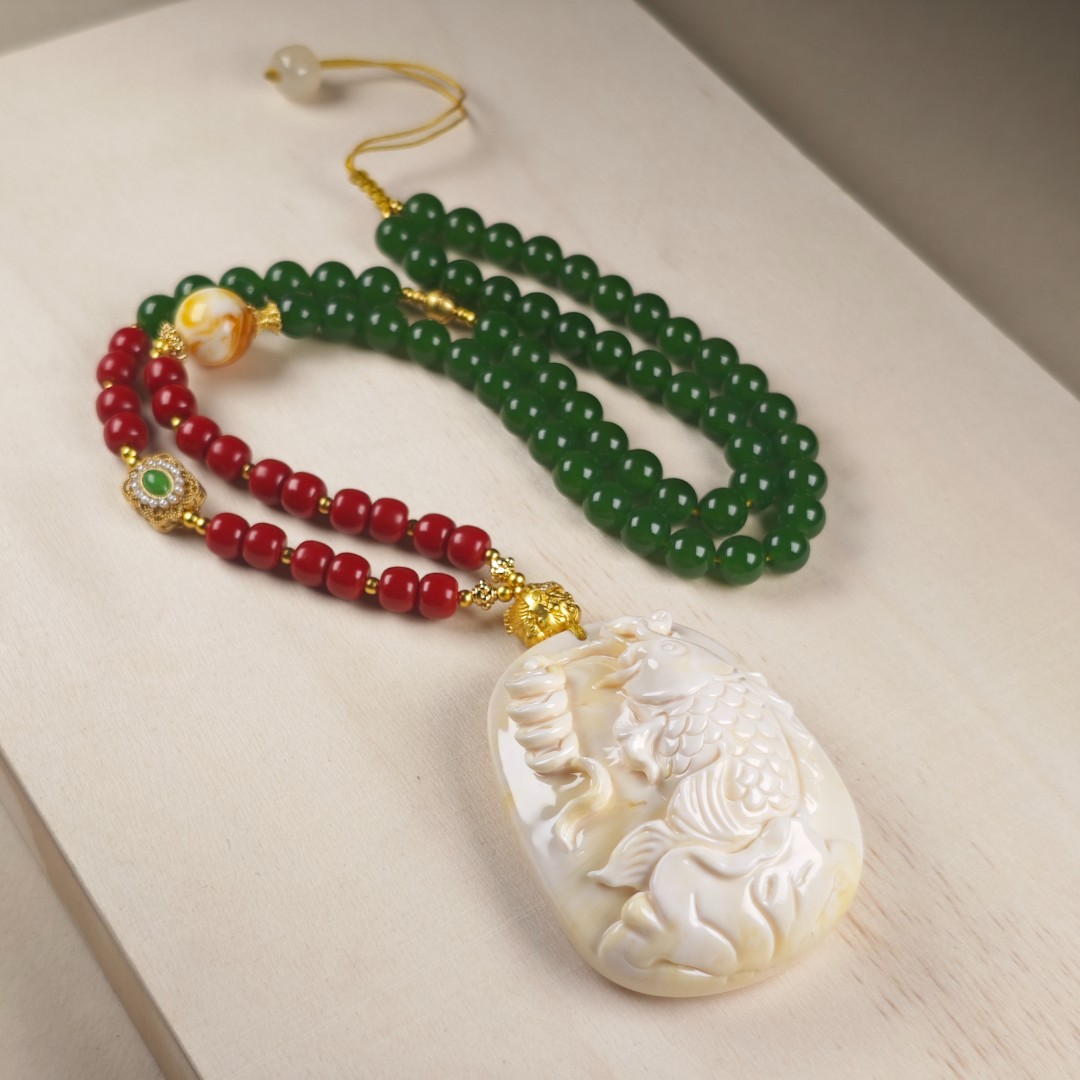 【国恩珠宝】K029-古 磁 珀 吊 坠-多样性发其一