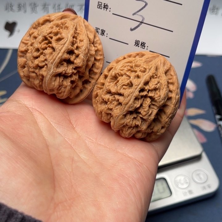 文玩核桃把件粗筋40