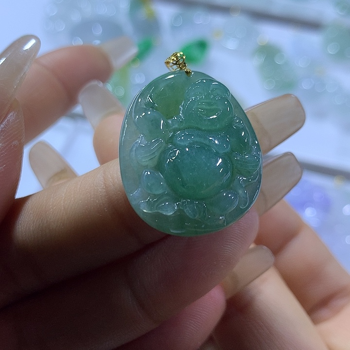 魅***狸翡翠18K金镶嵌颈饰天然翡翠A货吊坠