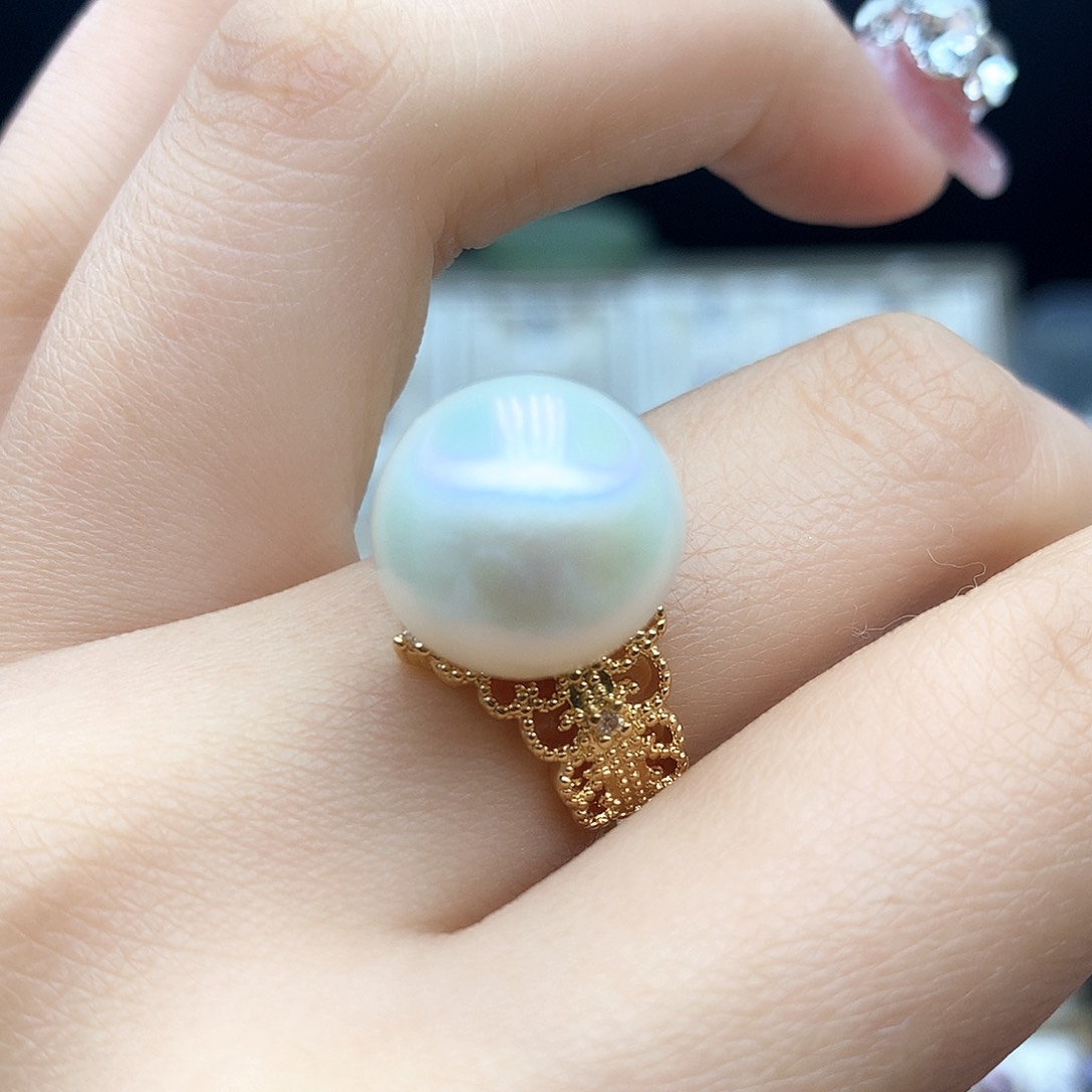 淡水珍珠颈饰合金