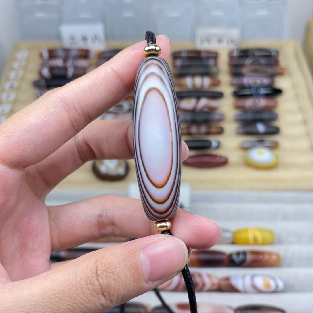 玛瑙/玉髓合金颈饰