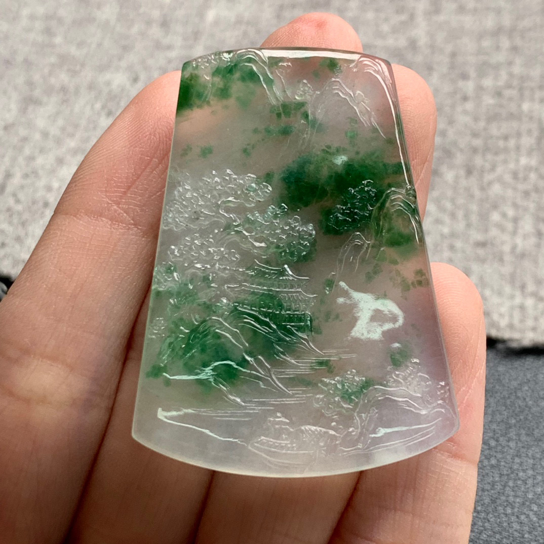 天然A货缅甸翡翠 山水牌 尺寸 : 46.5-33.4-3.8