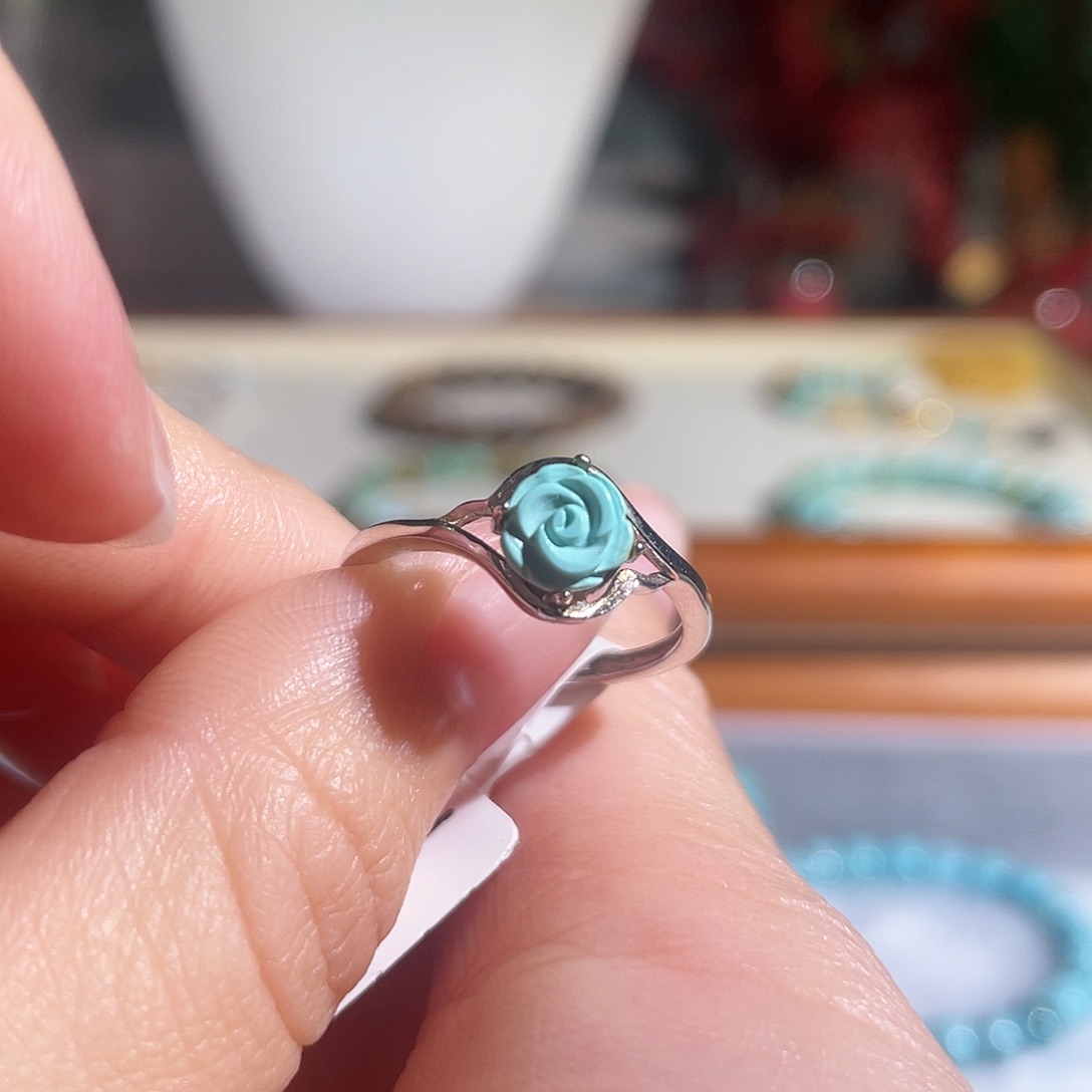 南红玛瑙配饰银S925镶嵌.***?