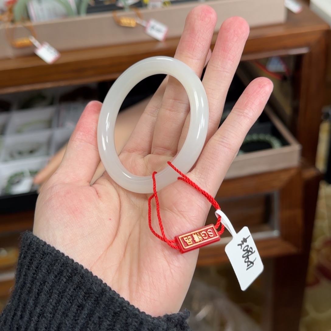 和田玉未镶嵌手镯52