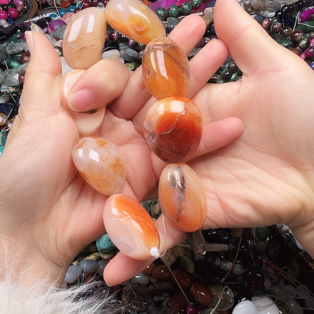 玛瑙/玉髓未镶嵌珠宝半成品玛瑙 破一颗