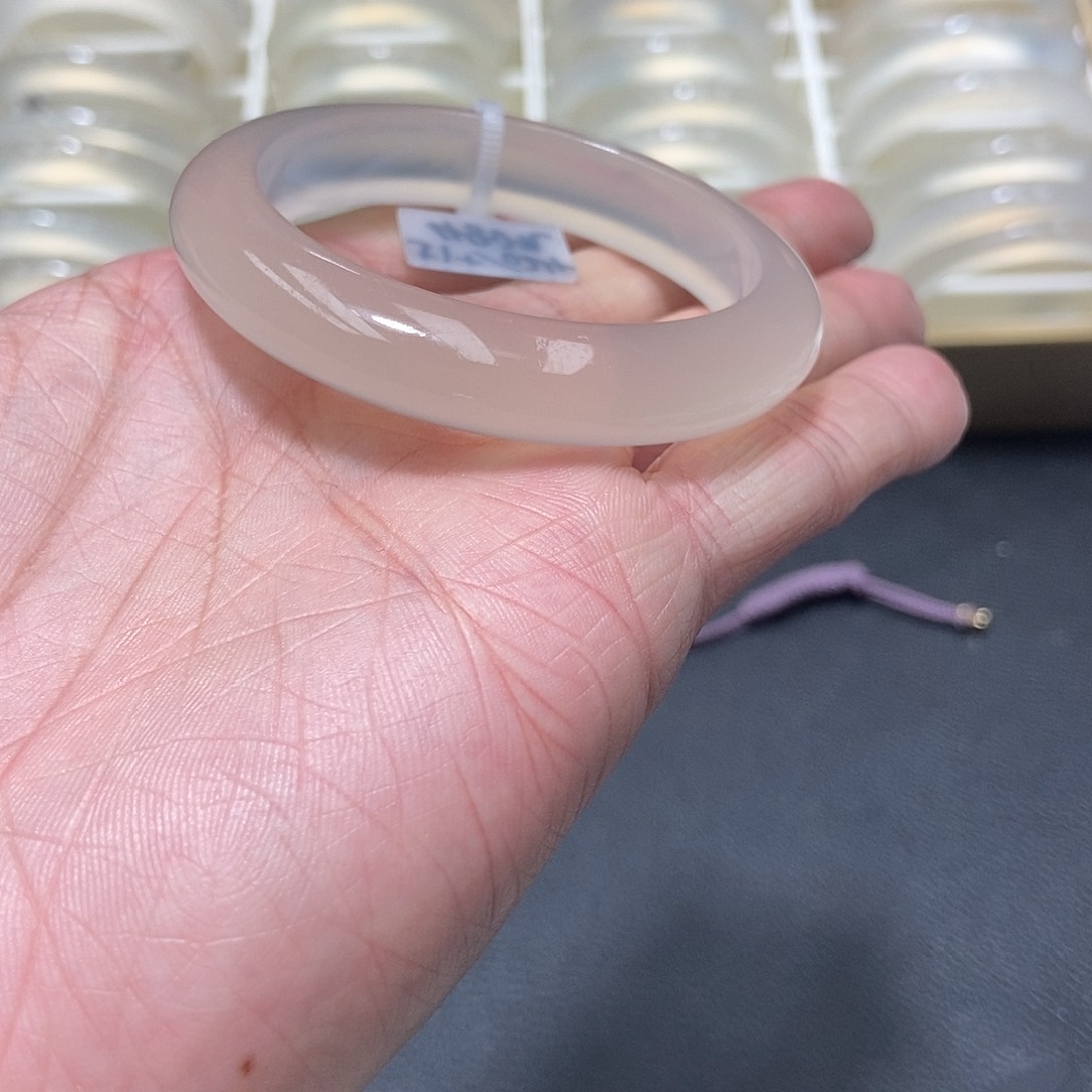 玛瑙/玉髓手镯未镶嵌005