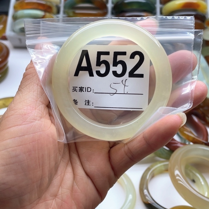 蛇纹石玉未镶嵌手镯喵***妙