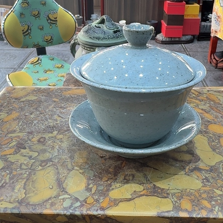 三才盖碗一个，瓷。。。。