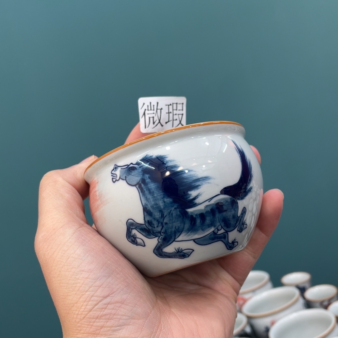 釉下手绘茶具微瑕