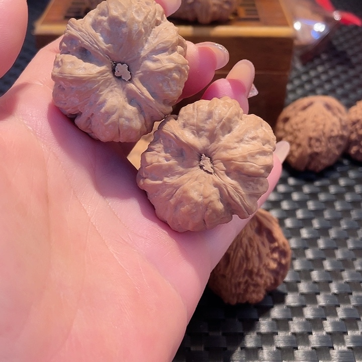 文玩核桃把件蛤蟆