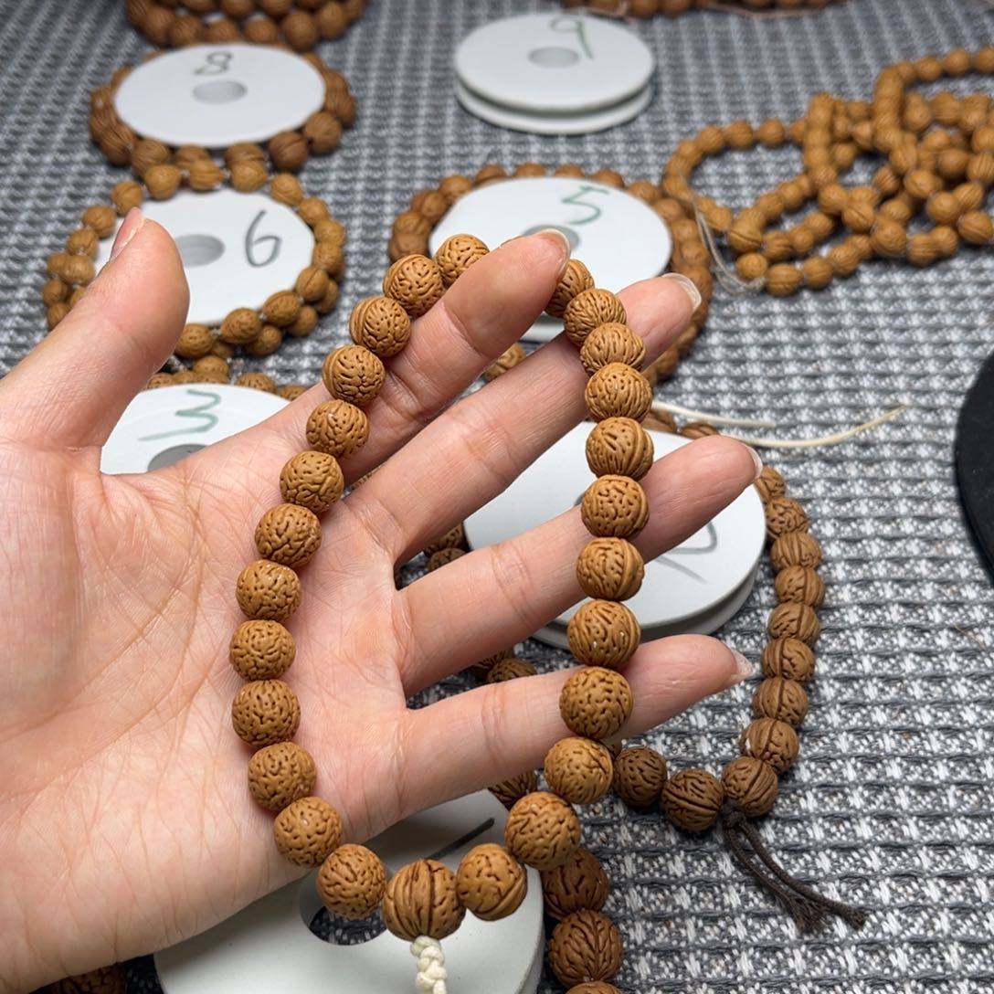 往***生吊坠桃核888888888888