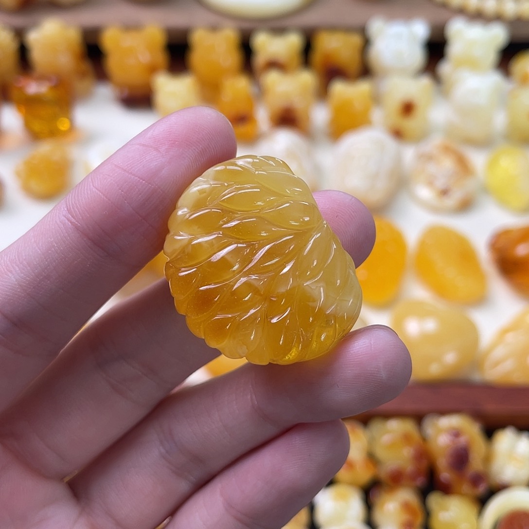 琥珀珠宝奇石未镶嵌爱***瓜