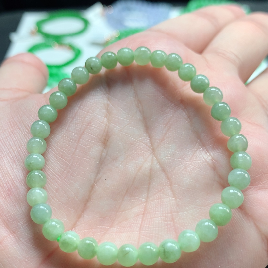 翡翠未镶嵌手链翡翠