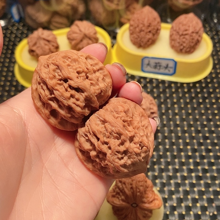 核桃手串/手链42尺寸梨木台