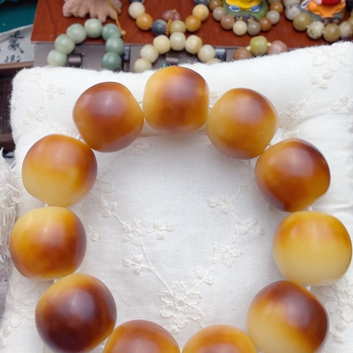 木质非金属微瑕21 mm，11颗苹果珠